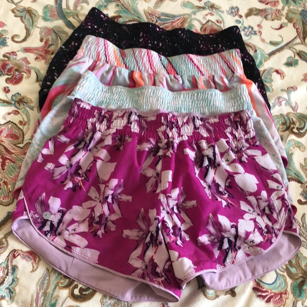 Avía shorts 4 units